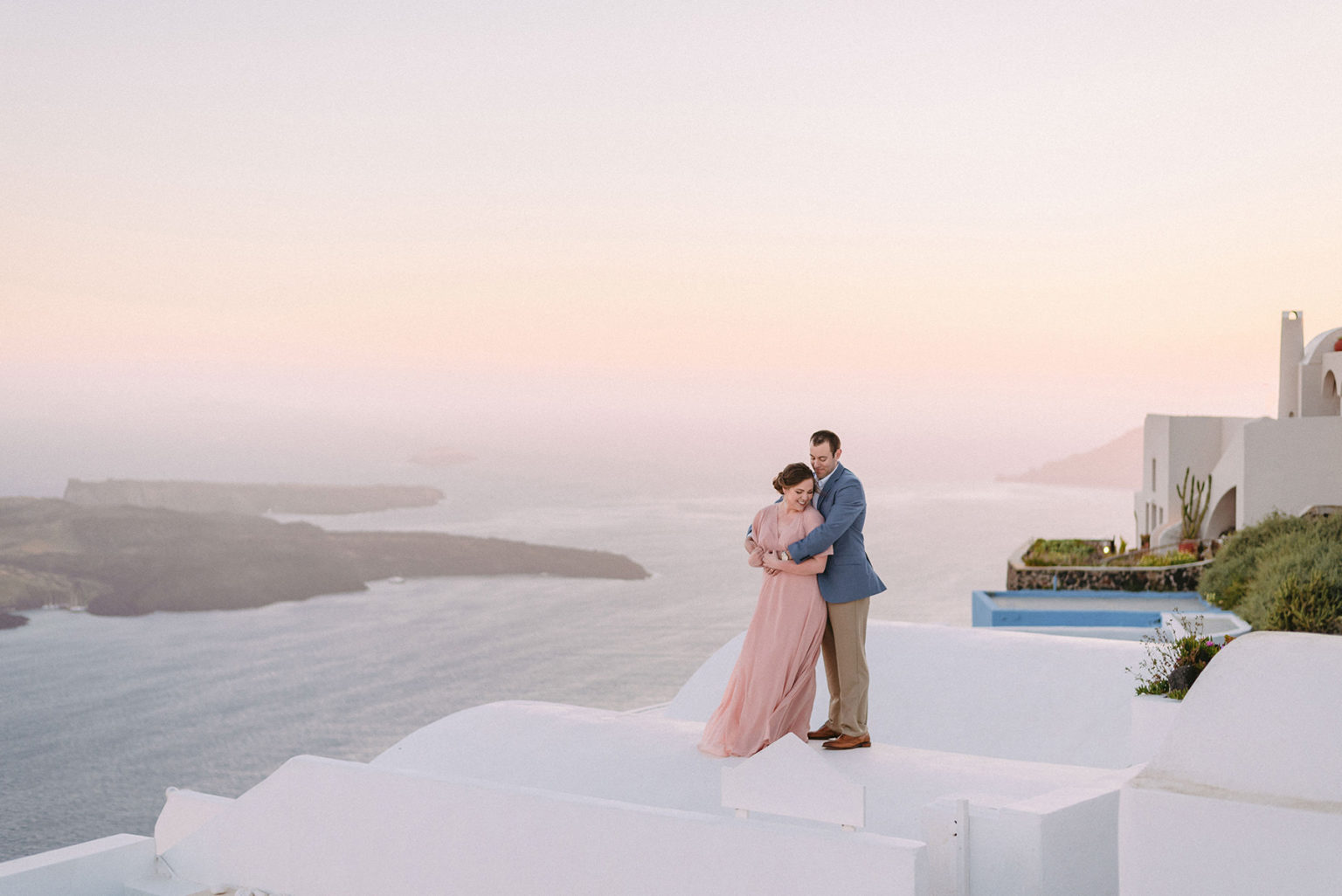 Honeymoon photo shoot in Santorini - Santorini Wedding Photographer